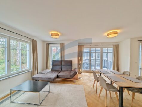 Wohnung mit perfekter Raumaufteilung und Südbalkon, 81245 München, Etagenwohnung