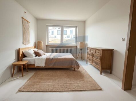 Sanierungsbedürftige 2-Zimmer Wohnung mit Balkon, 81541 München, Etagenwohnung