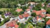 Attraktives Mehrfamilienhaus in idyllischer Lage nahe dem Ammersee - Vogelperspektive Innehofseite