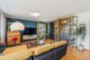 Ruhig & Sonnig: 2-Zimmer-Dachterrassenwohnung ohne Lift - Wohnzimmer